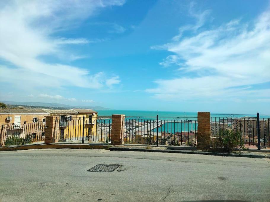 Casa Vacanza Nautilus بورتو إمبيدوكْلي المظهر الخارجي الصورة